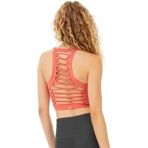 Alo Yoga Movement Bra in Strawberry XS